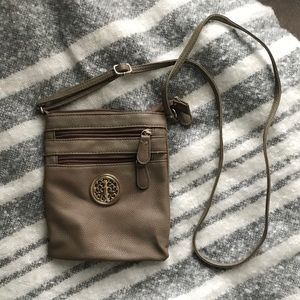 ❤️ Taupe Mossimo Crossbody bag LAST CHANCE